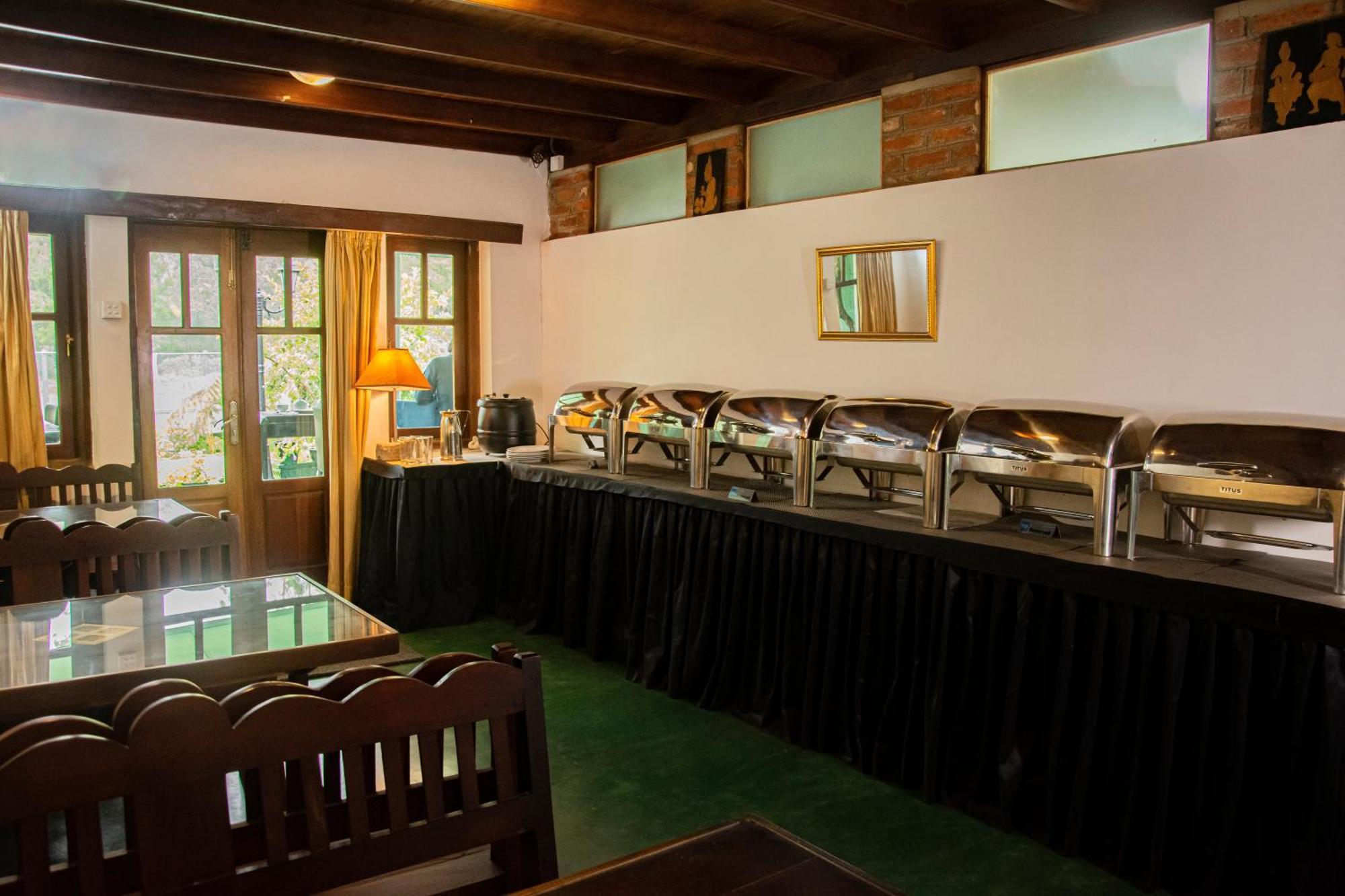 The Golf Green City Bungalow Нувара Елия Екстериор снимка