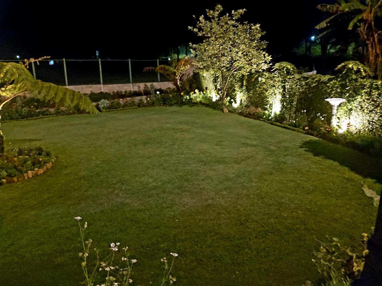 The Golf Green City Bungalow Нувара Елия Екстериор снимка