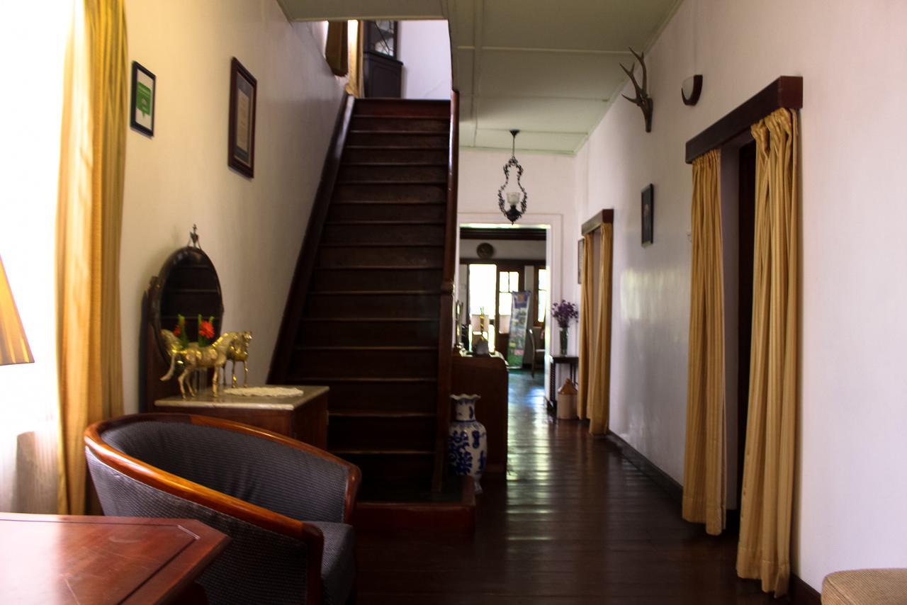 The Golf Green City Bungalow Нувара Елия Екстериор снимка